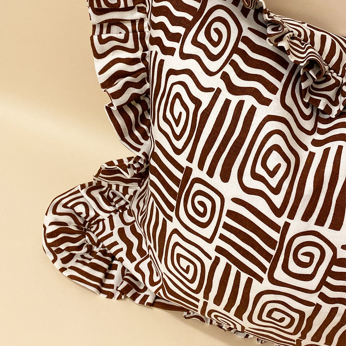 Pillow / Athena / Cacao