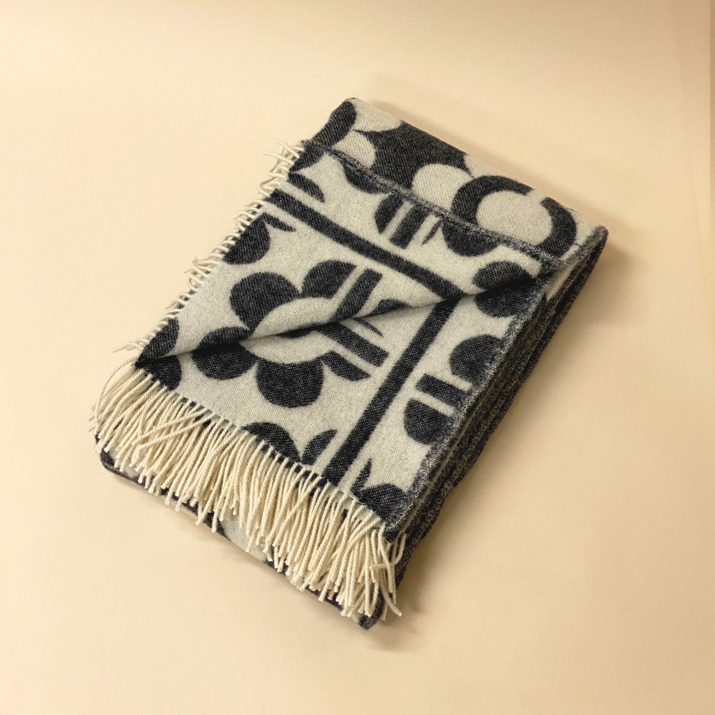 Dahlberg Blanket