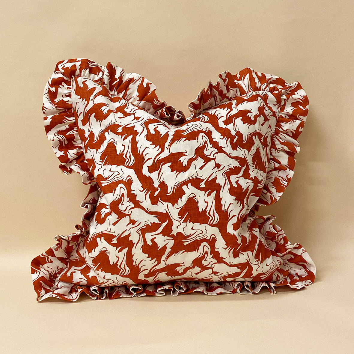 Pillow / Gilbert / Brick