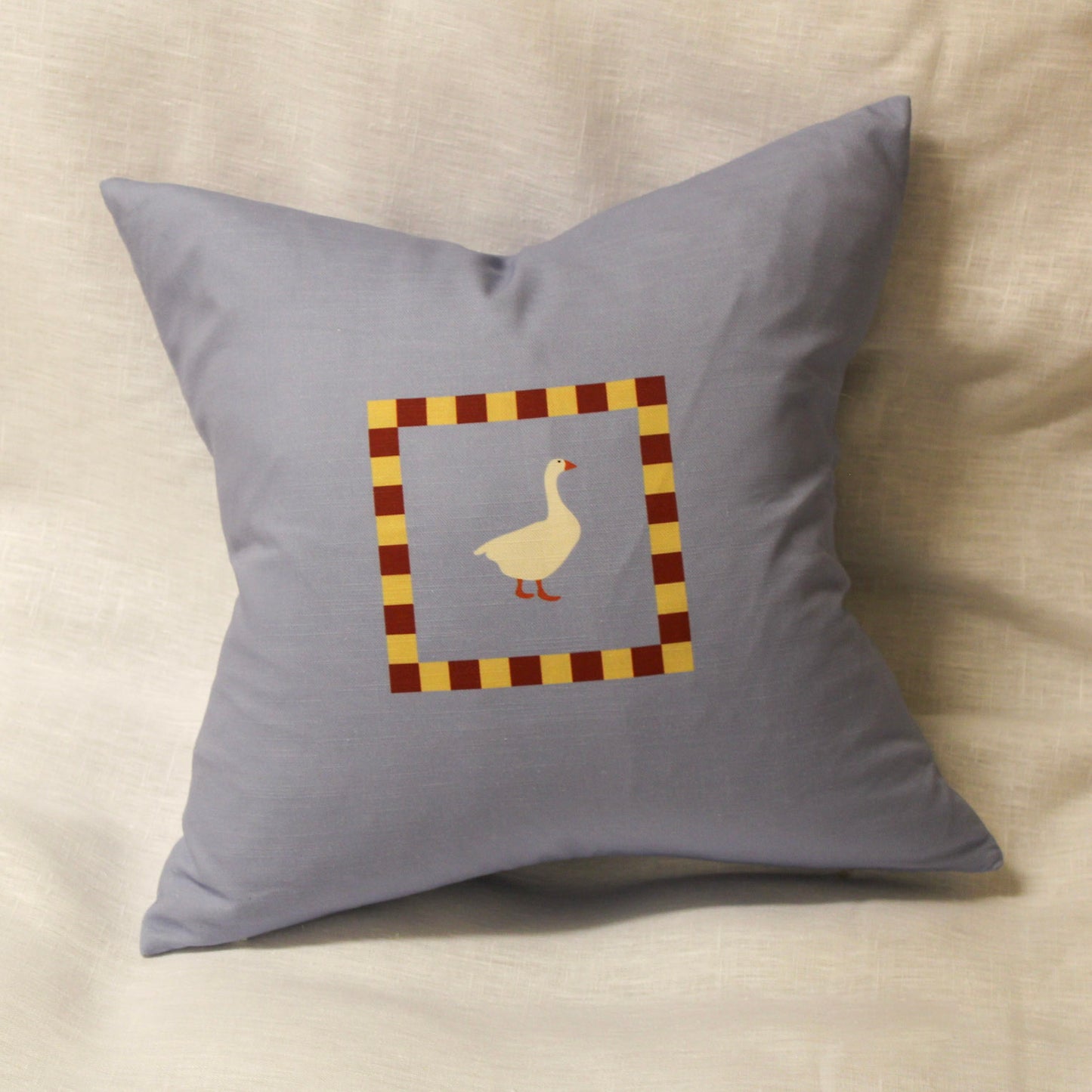 Pillow / Farm / Goose