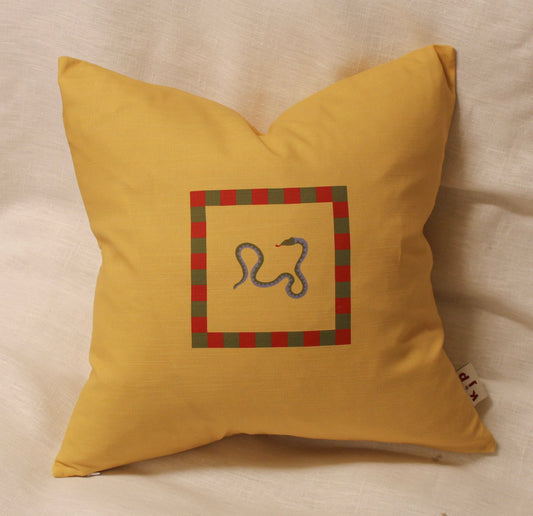 Pillow / Farm / Snake