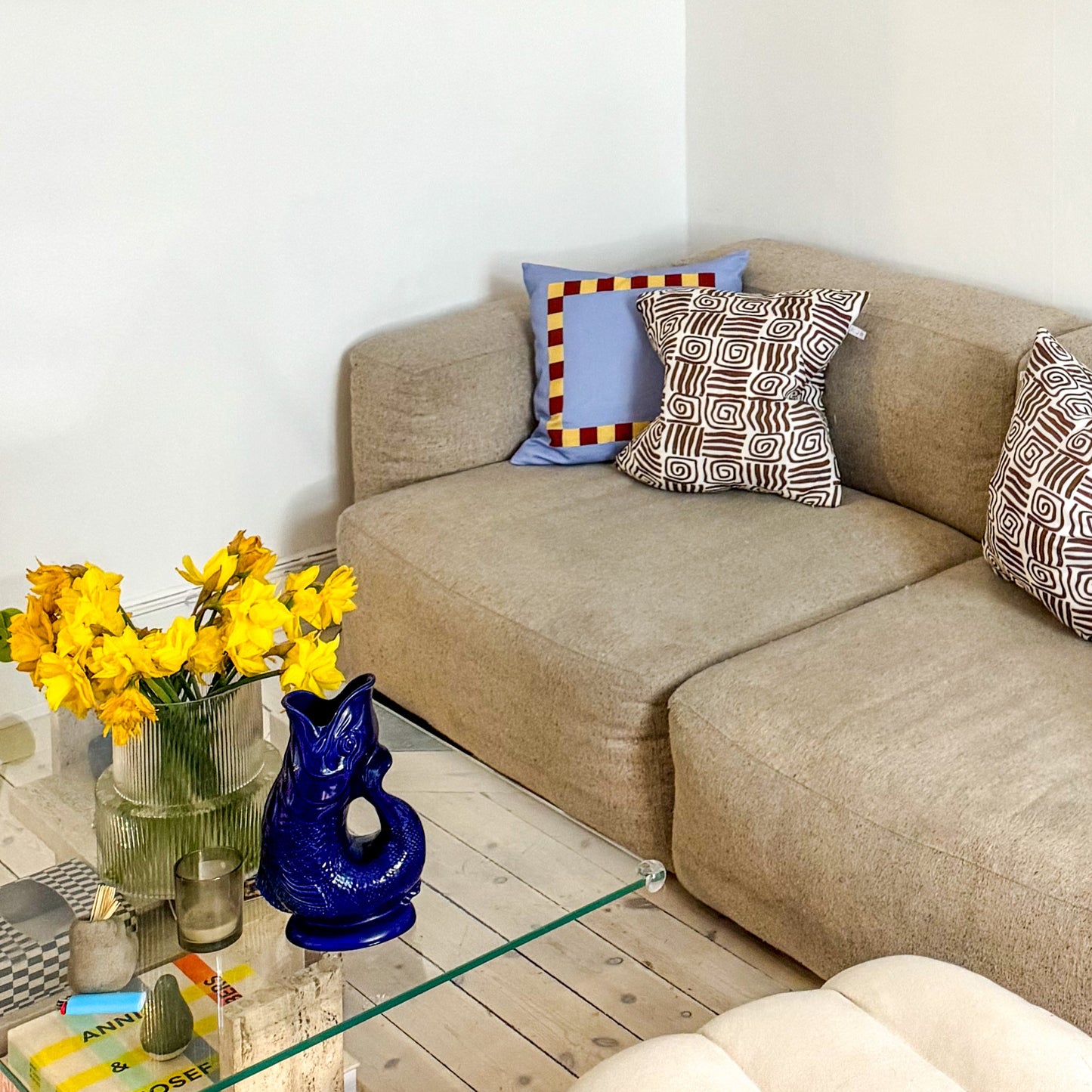 Pillow / Club / Sail