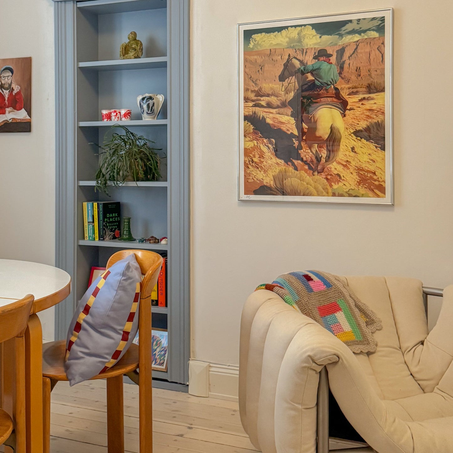 Pillow / Club / Sail